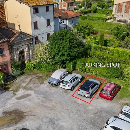 A 5 Min Da Lucca Centro Con Parcheggio Riservato Daire *